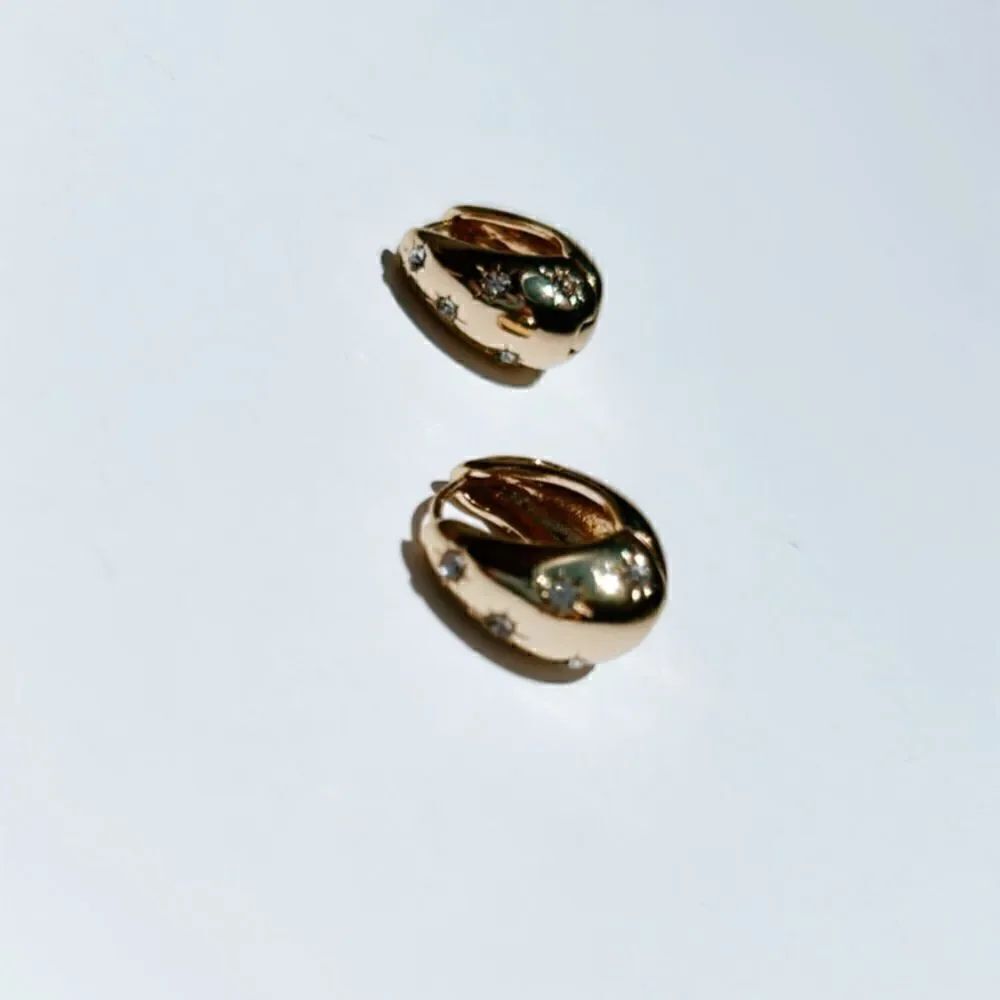 diamond hoop earrings A134 - Picture 5 of 7